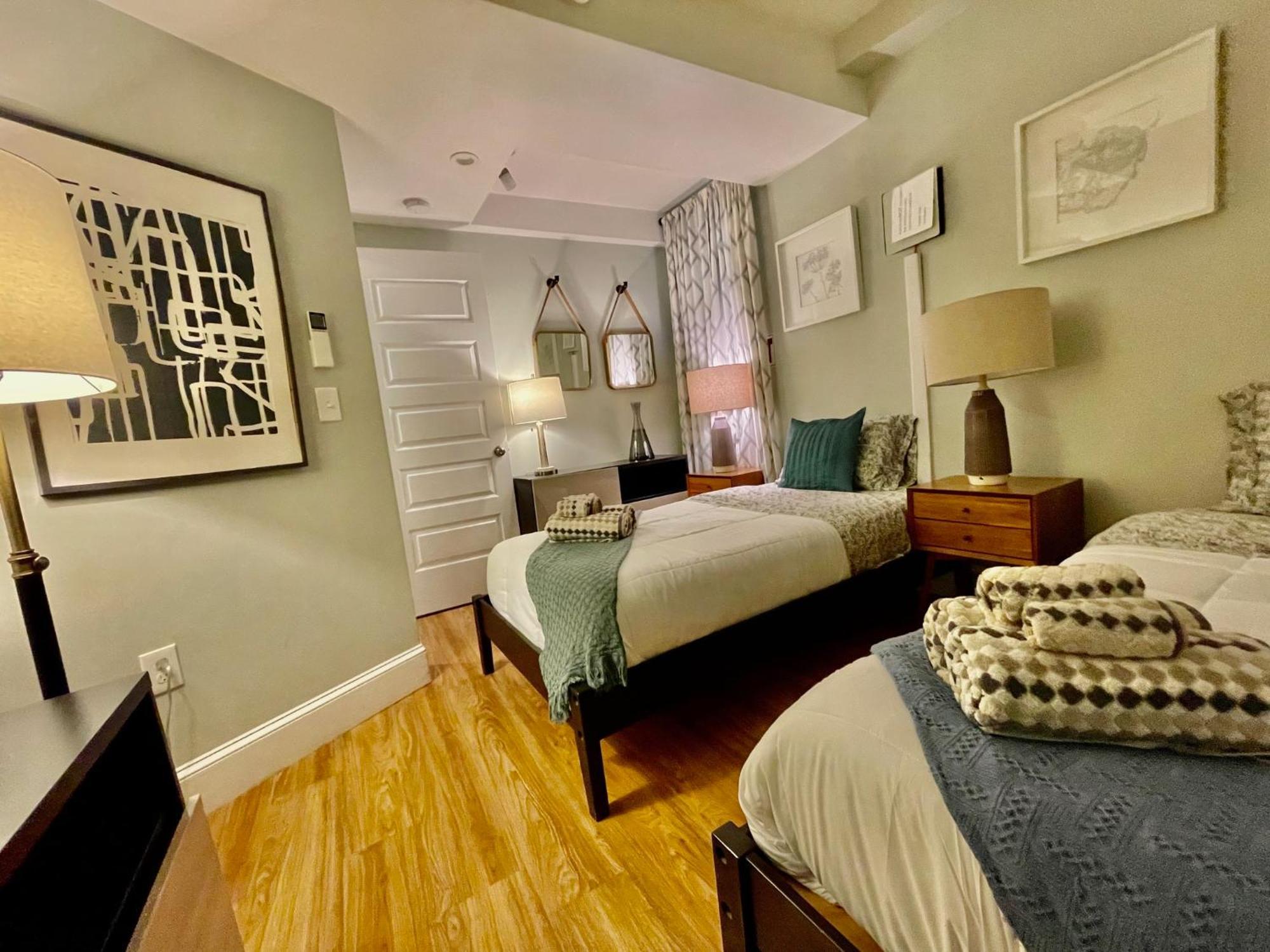 Beautiful 3Br 3Ba Duplex Parking Best Location Boston Ngoại thất bức ảnh